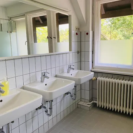 2 Bett In Im Grunewald * Berlín