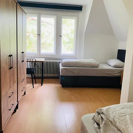 2 Bett In Im Grunewald Проживание в семье *