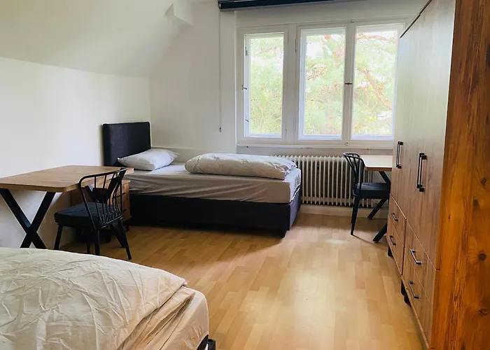 2 Bett In Im Grunewald Βερολίνο